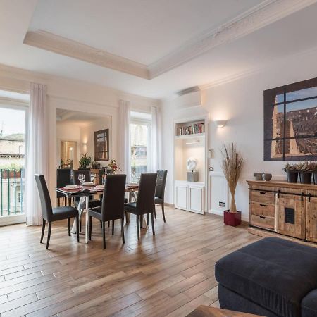 The Best Rent - Elegant Three-Bedroom Apartment A Few Steps From Fontana Di Trevi Dış mekan fotoğraf