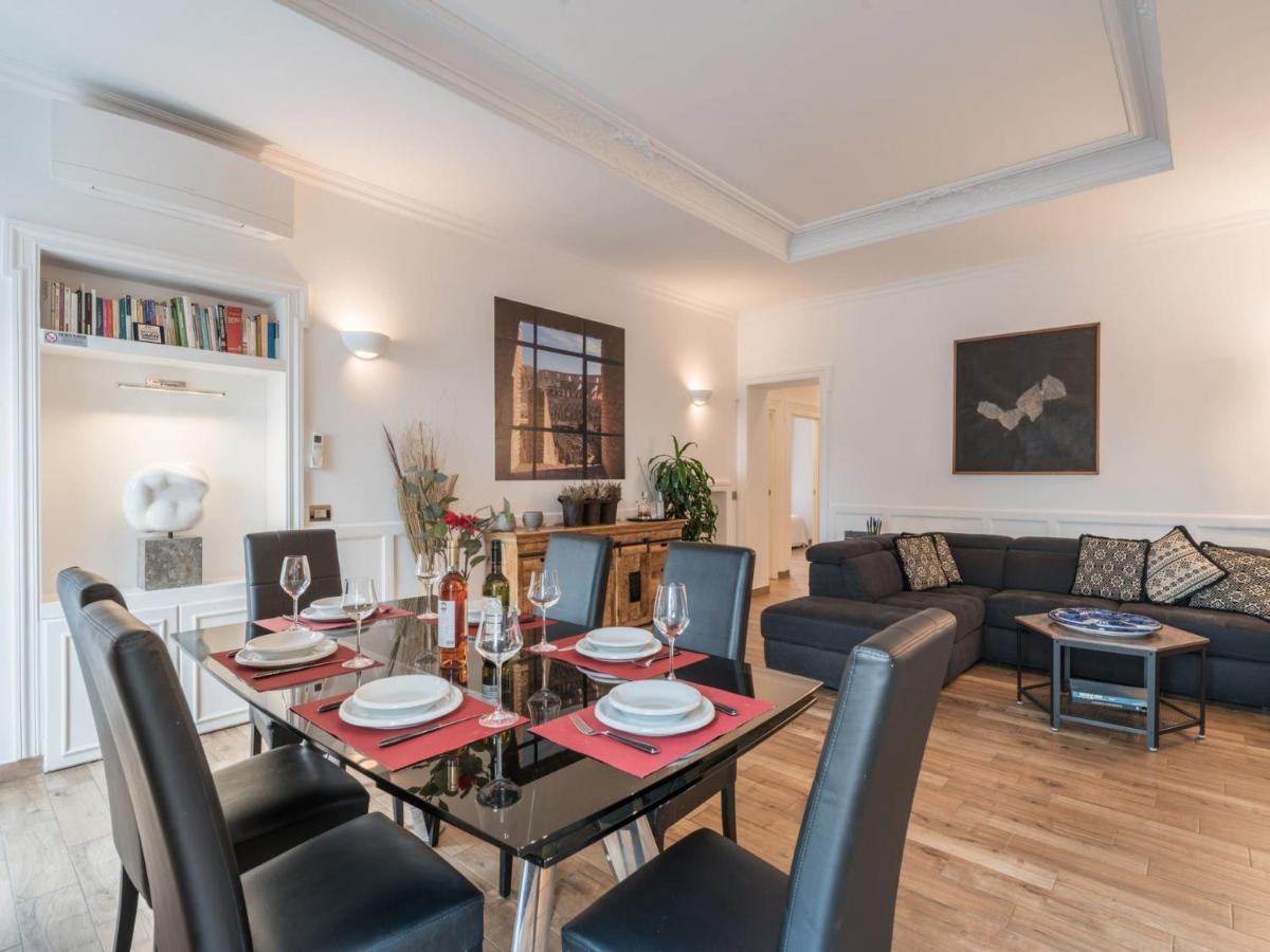 The Best Rent - Elegant Three-Bedroom Apartment A Few Steps From Fontana Di Trevi Dış mekan fotoğraf