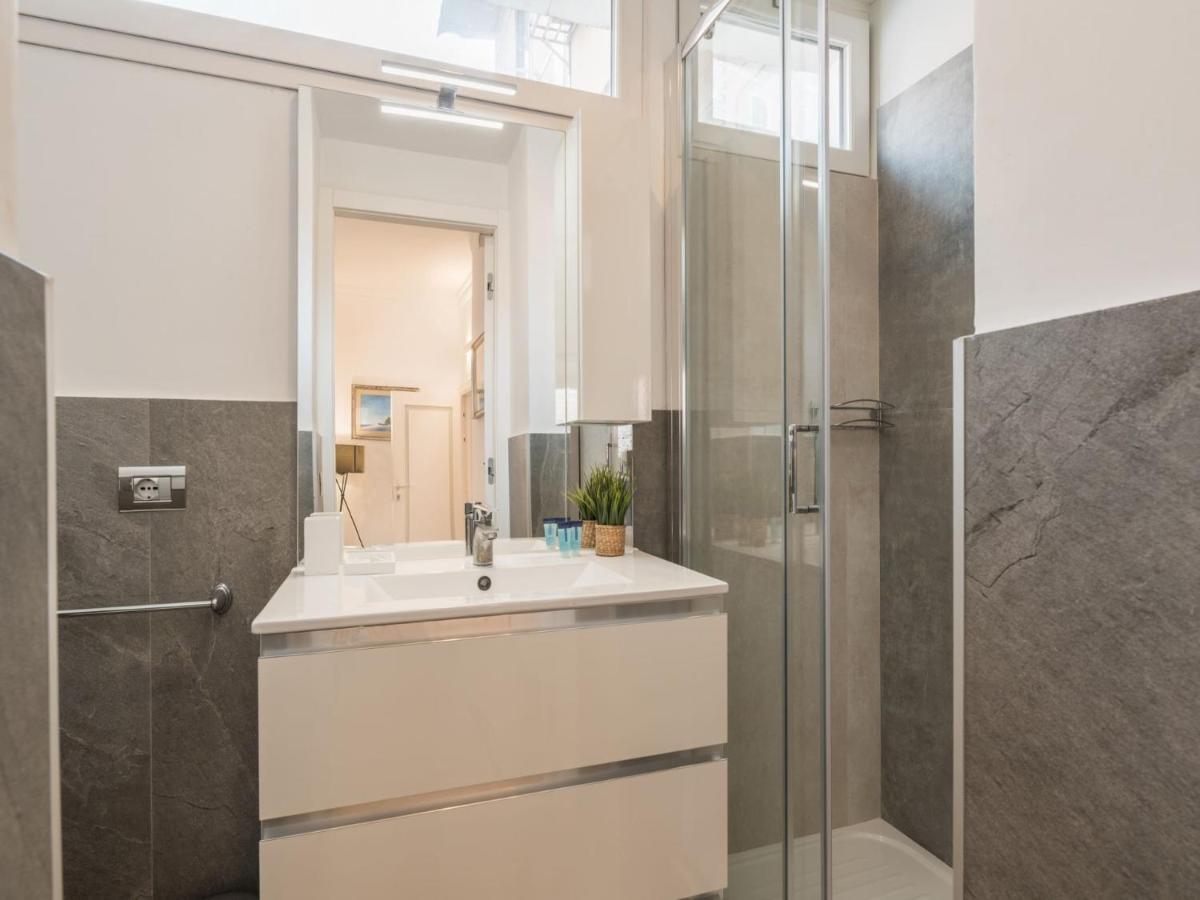 The Best Rent - Elegant Three-Bedroom Apartment A Few Steps From Fontana Di Trevi Dış mekan fotoğraf
