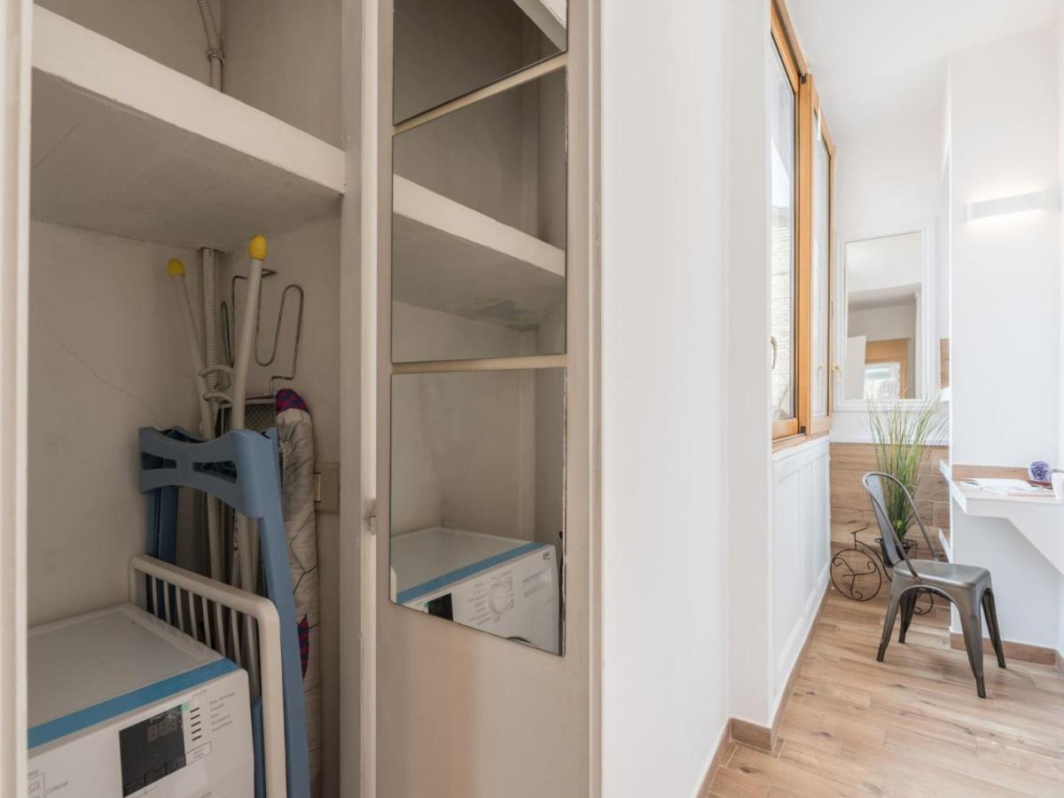 The Best Rent - Elegant Three-Bedroom Apartment A Few Steps From Fontana Di Trevi Dış mekan fotoğraf
