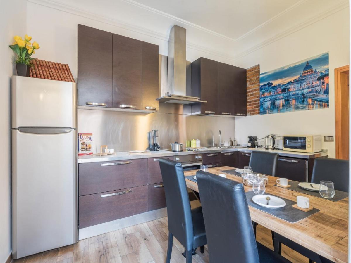 The Best Rent - Elegant Three-Bedroom Apartment A Few Steps From Fontana Di Trevi Dış mekan fotoğraf